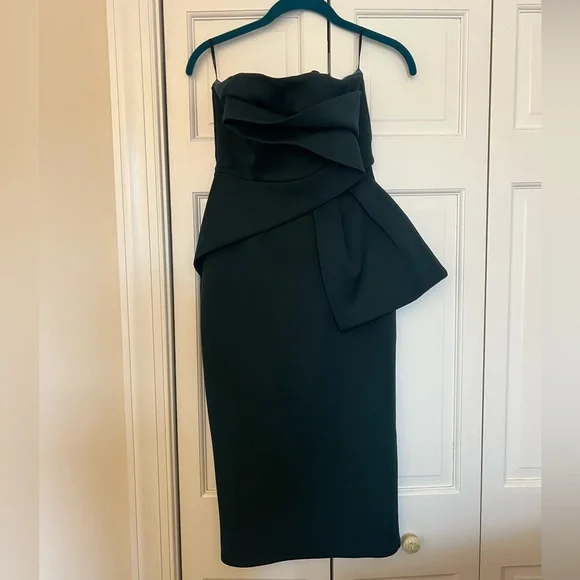Super Flattering Strapless Greed Midi Dress | Color: Green | Size: 2 | Pm-91154308'S Closet